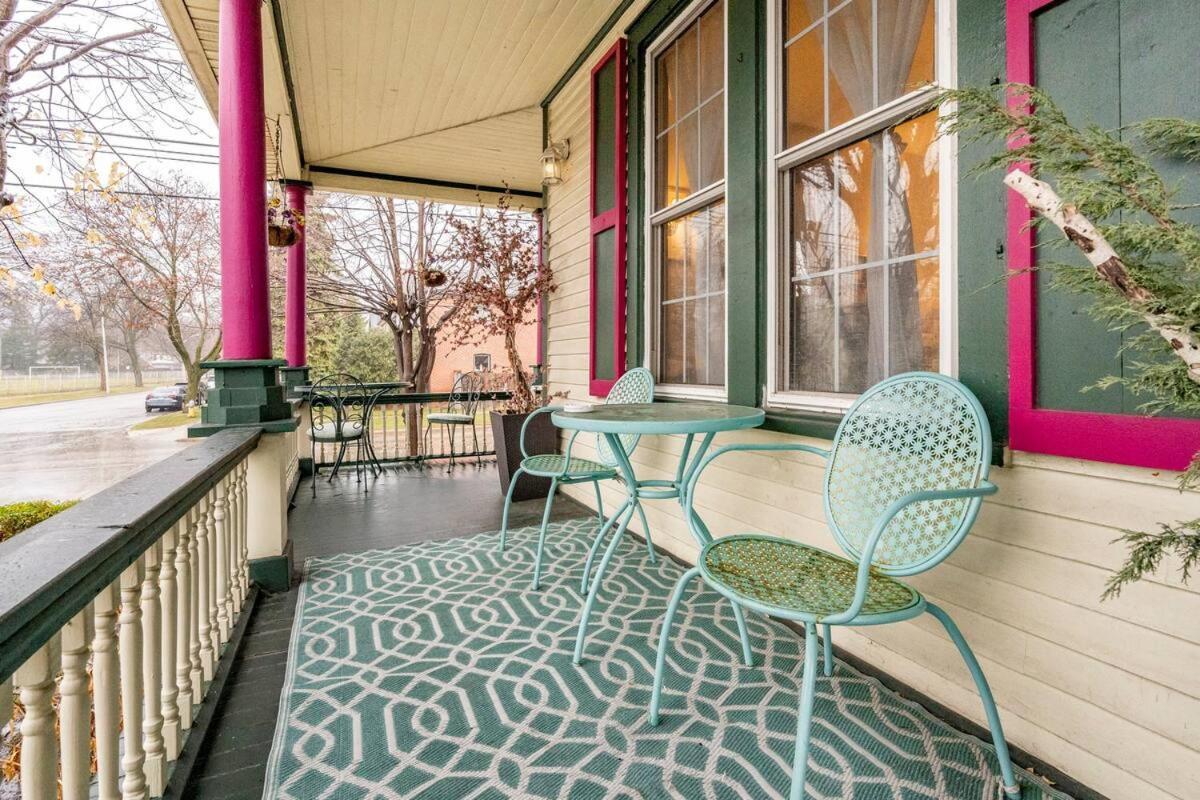 Ye Olde Walkerville Bed & Breakfast วินด์เซอร์ ภายนอก รูปภาพ