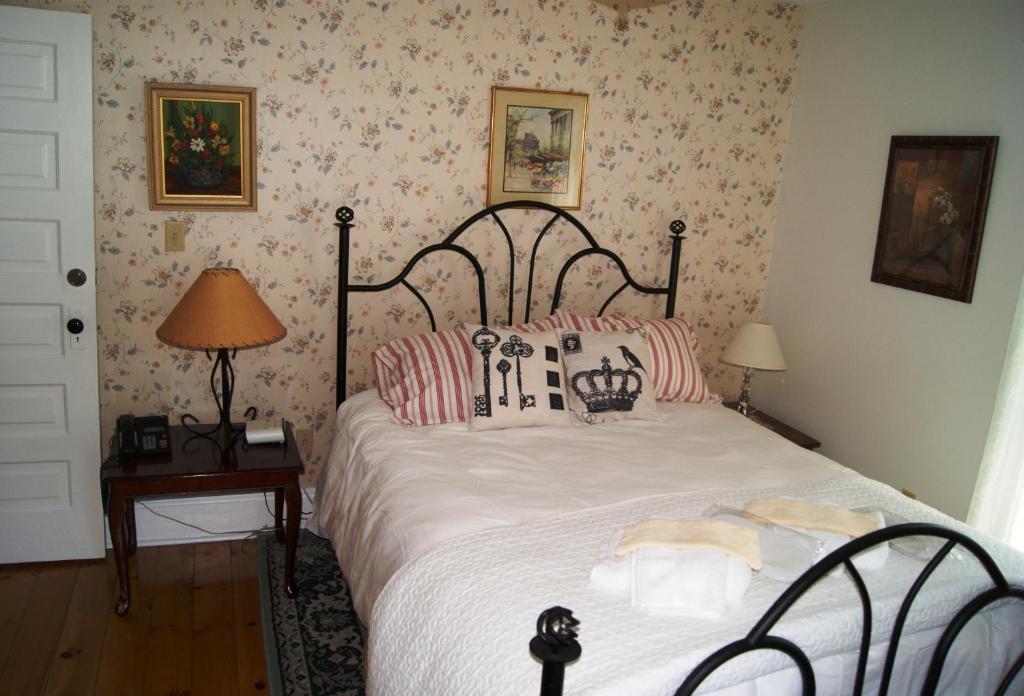 Ye Olde Walkerville Bed & Breakfast วินด์เซอร์ ห้อง รูปภาพ